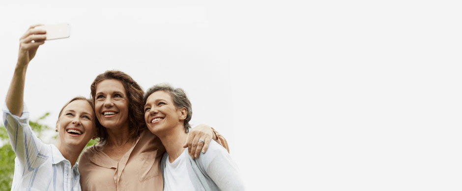 background-selfie-ps-edit Happy family